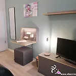 Apartamento Albert-inn-glowe - Barrierefrei & 3 Schlafzimmer & Strandkorb-saisonal & Sauna Im Haus & Fahrraeder, Bollerwagen & E-ladesaeule In Der Anlage *