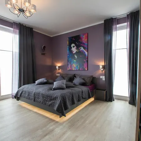 Apartmán Albert-inn-glowe - Barrierefrei & 3 Schlafzimmer & Strandkorb-saisonal & Sauna Im Haus & Fahrraeder, Bollerwagen & E-ladesaeule In Der Anlage Glowe
