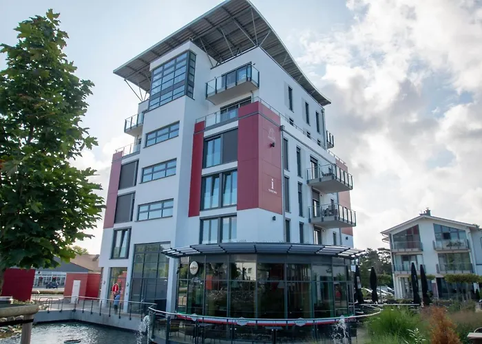 Apartamento Albert-inn-glowe - Barrierefrei & 3 Schlafzimmer & Coworking & Strandkorb-saisonal & Sauna Im Haus & Fahrraeder Glowe